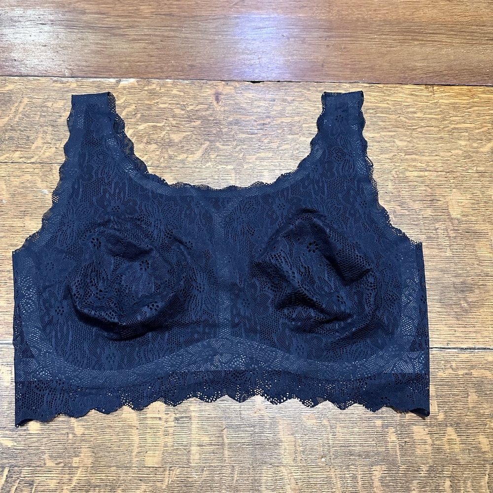 Rhonda Shear Wireless Bralette Womens Sz 1X Lightweight Bra black lacy